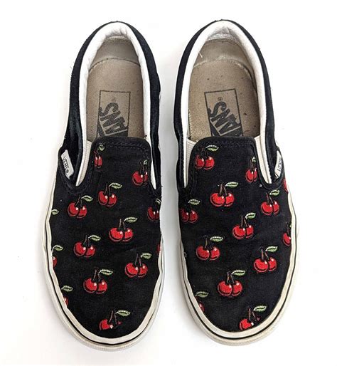 Vans Classic Slip On Shoes Embroidered Cherry Men Siz… - Gem