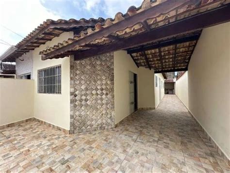 Casa na Avenida Harry Forssell 1053 Jardim Suarão em Itanhaém por R