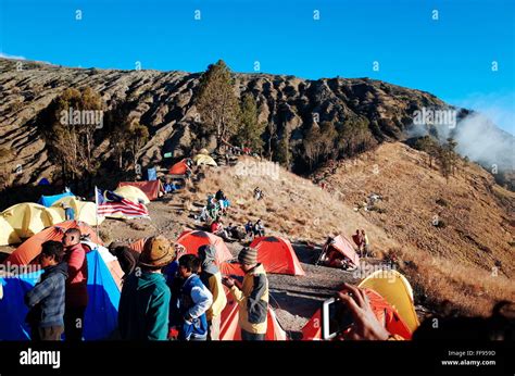 Hiking Mount Rinjani Stock Photo Alamy