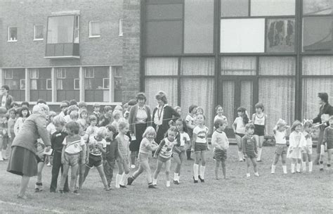 Seaburn Dene Primary School Sports Day, 1982/83 | School sports day, School sports, Sports day