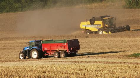 Tracteur Champ Paysage Photo Gratuite Sur Pixabay