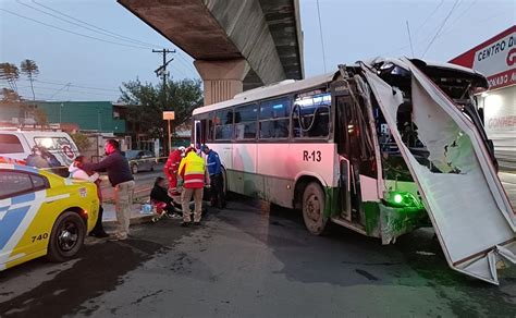 Muere Mujer En Choque De Cami N Urbano Y Taxi En Monterrey