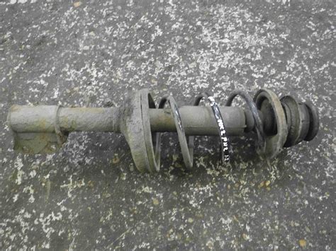 Renault Clio Mk V Front Spring Suspension Leg Store