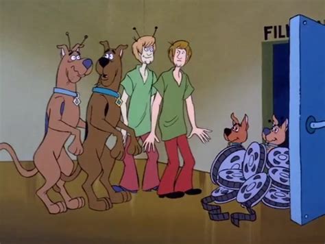 The Invasion Of The Scooby Snatchers Scoobypedia Fandom