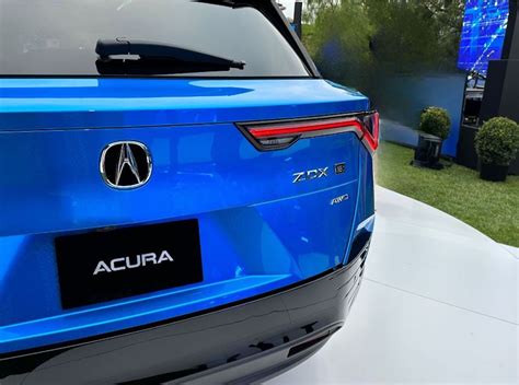 Acura Zdx Luxury Electric Car Makes A Splashy Debut A Girls Guide To Cars