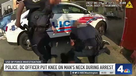 Police Dc Officer Put Knee On Mans Neck Nbc4 Washington