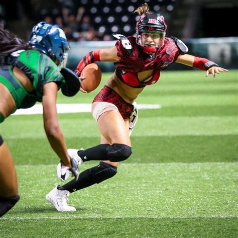 Female Football Player, American Football League, Football Soccer ...