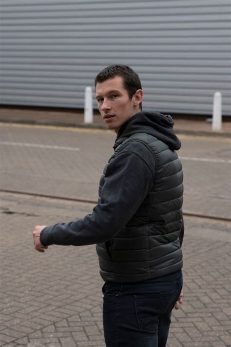 The Capture Season 2 Callum Turner S Return As Shaun Emery Teased Metro News