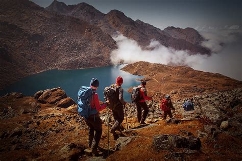 Belum Bisa Hiking Tapi Kalau Naik Gunung Di Bulan Puasa Begini Tipsnya