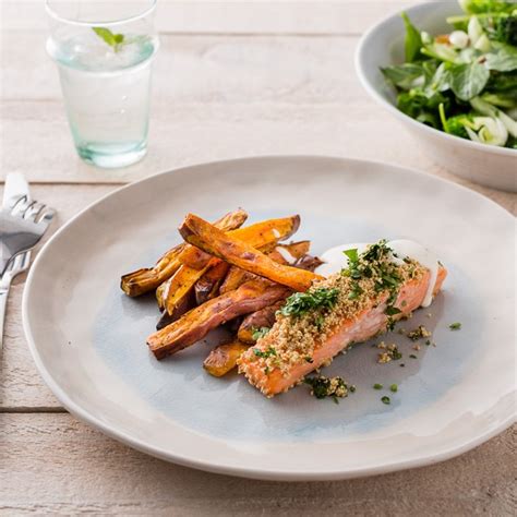 Parsley Crusted Salmon With Sweet Potato Chips My Food Bag