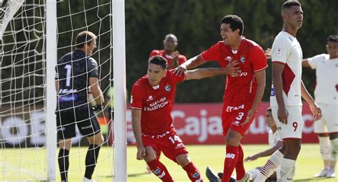 Cienciano Debutó Con Victoria En La Liga 1 Al Vencer 1 0 A Utc En La Videna