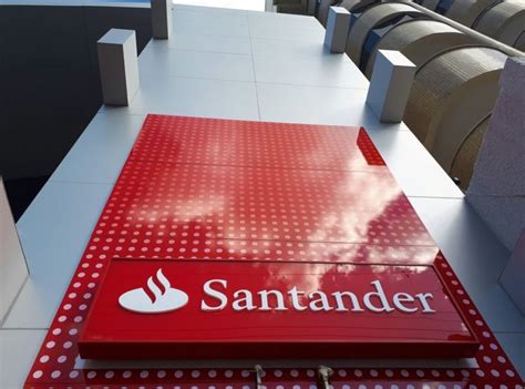 Santander Sanb Anuncia Pagamento De R Bilh O Em Juros Sobre