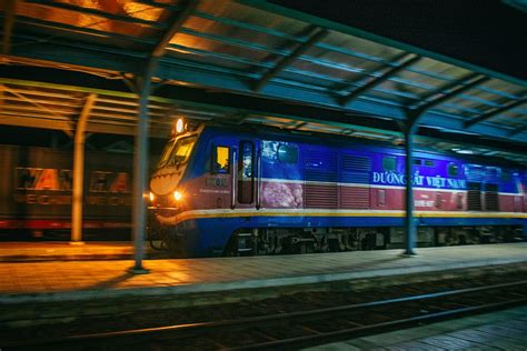 D19E 972 Train SE9 At Thap Cham Station Bao Huynh Flickr