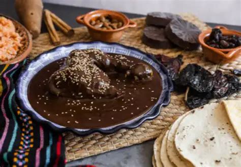 Mexican Mole Sauce Recipe - Chicken Mole | Successible Life