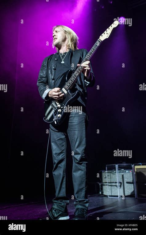 Kenny Wayne Shepherd live in London Stock Photo - Alamy