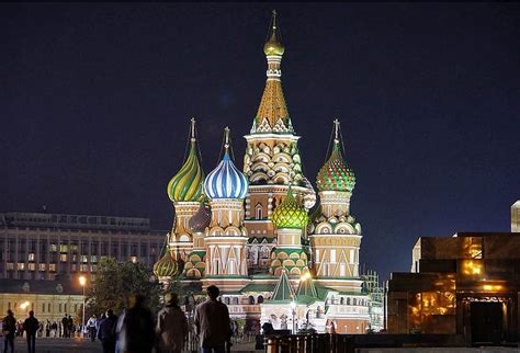 The Kremlin And Red Square In Moscow Moscow Red Square Kremlin