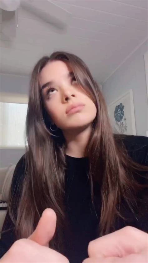 Hailee Steinfeld On TikTok Steinfeld Hailee Steinfeld Kate Bishop