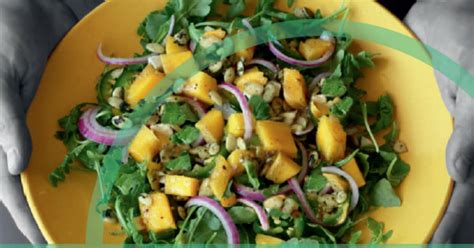 Avocado Mango Salat