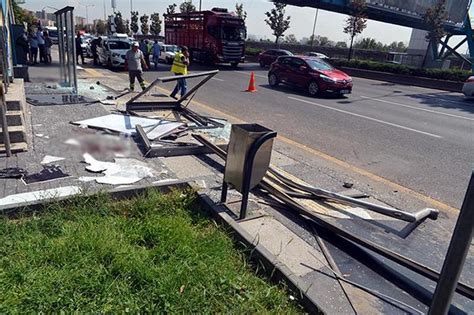 Ankara Da Feci Kaza Ara Otob S Dura Na Dald Ki I Hayat N