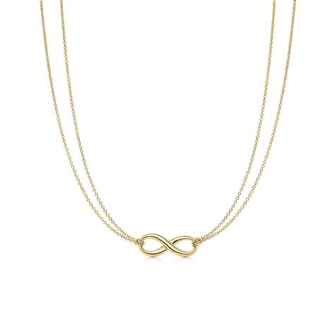 Tiffany Infinity Pendant In 18k Gold Tiffany And Co