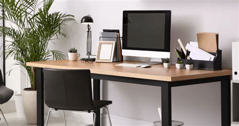 15 Work Desk Organization Ideas To Increase Productivity – SpotSaaS Blog