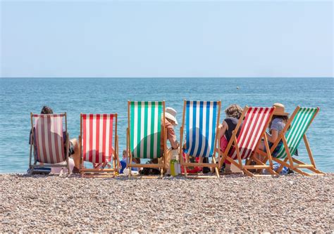 UK Weather Outlook Humid Heat As Temperatures Soar A Breakdown To