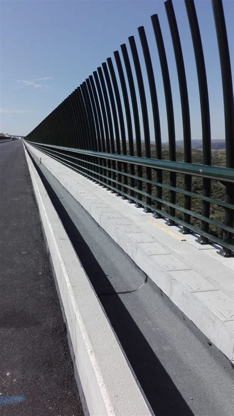 Viaducto sobre el río Tajo del AVE Madrid Extremadura Metalesa