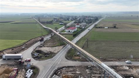 Rusza budowa ronda pod taśmociągiem Będą utrudnienia na krajowej 45