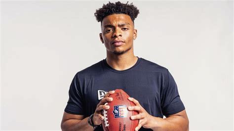 How Justin Fields Yoga Breathing Technique Helped Him Perform At His