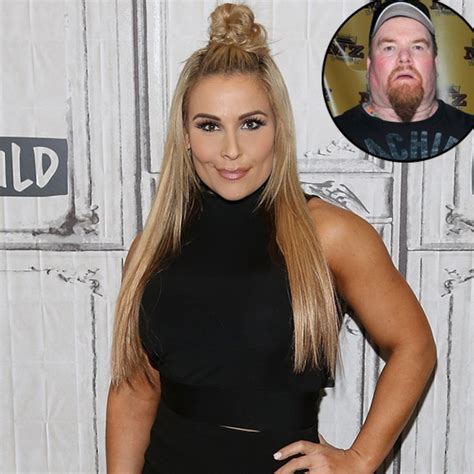 Total Divas' Nattie Neidhart Breaks Her Silence on Father Jim Neidhart ...