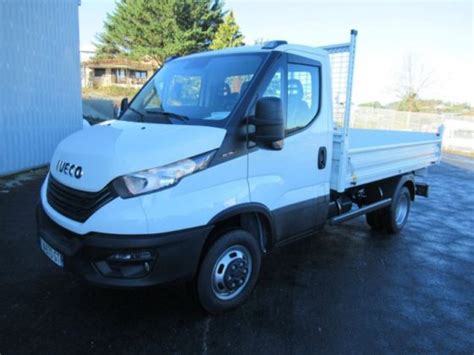 D occasion 2023 Iveco Daily 35C18 BENNE à Saint Étienne France