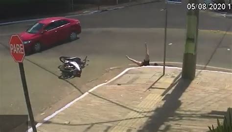 Video Woman On Scooter Hit By Car And Thats Just The Beginning Of