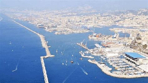 Bucci La Nuova Diga Foranea Di Genova Un Investimento Per Tutto Il