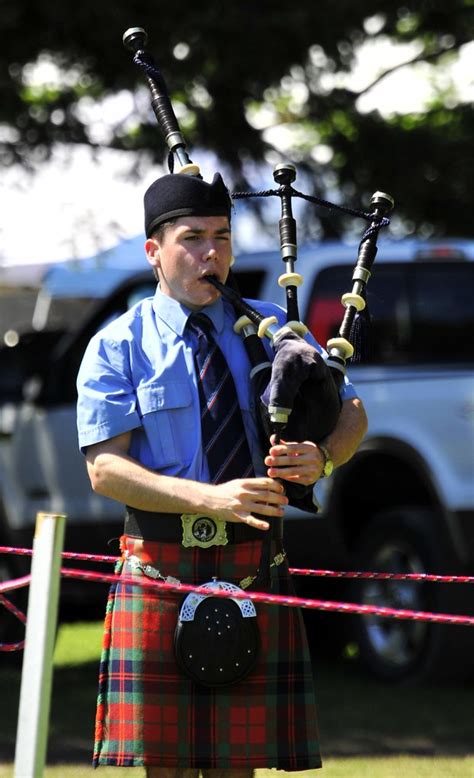 Sfu Pipe Band Bellingham Highland Games Sfu Pipe Band Me Flickr