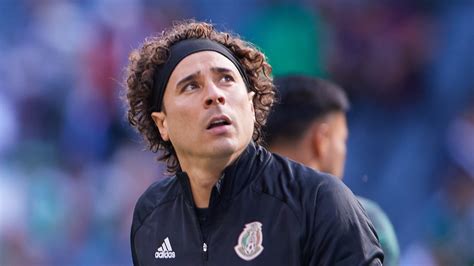 Oswaldo Sánchez Lanza Un Dardo Envenenado A Guillermo Ochoa Es Mejor Keylor Navas Dice