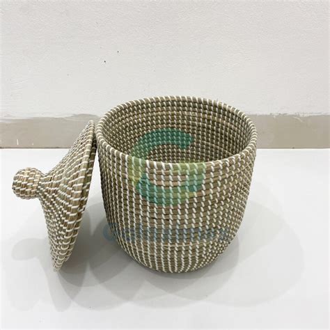 Small White Seagrass Basket With Lid Galaximex