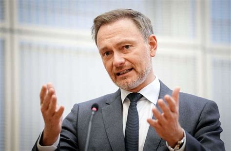 Bundesfinanzminister Unter Druck Christian Lindner U Ert Sich Zu Den