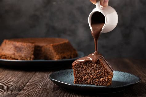 Receita de bolo de café chocolate vai te surpreender pelo sabor e