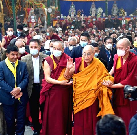 Bodh Gaya Spiritual Leader The Dalai Lama Arrives At Mahabodhi Temple