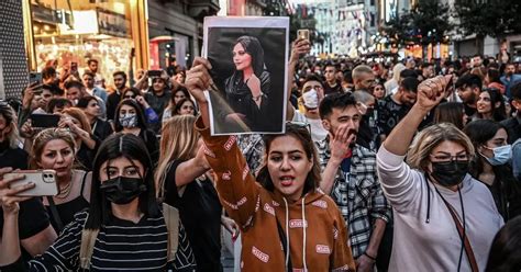 Muerte De Mahsa Amini ¿por Qué Hay Protestas En Irán