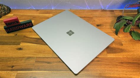 Microsoft Surface Laptop 5 (15-inch) Review: No Better Blues | Tom's ...