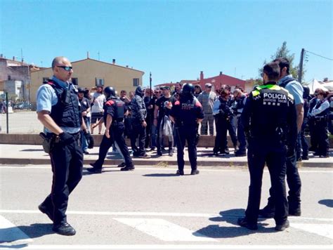 Una Baralla Entre La Ultradreta I Ve Ns Independentistes De Verges