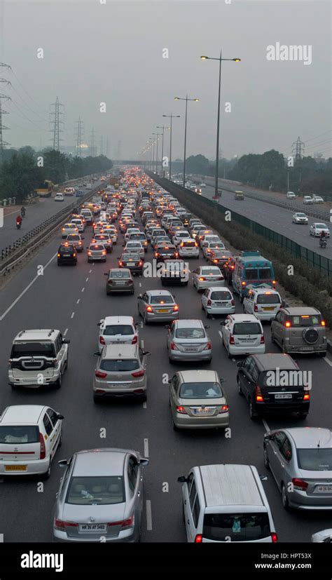 Traffic Jam On Delhi Gurugram Road Stock Photo Alamy