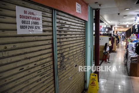 Pasar Baru Bandung Sepi Pengunjung Imbas Pandemi Covid Republika