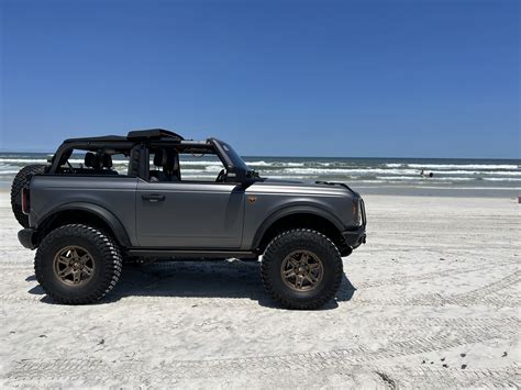 Rampage Trailview Fastback Soft Top For 2 Door Bronco Installed