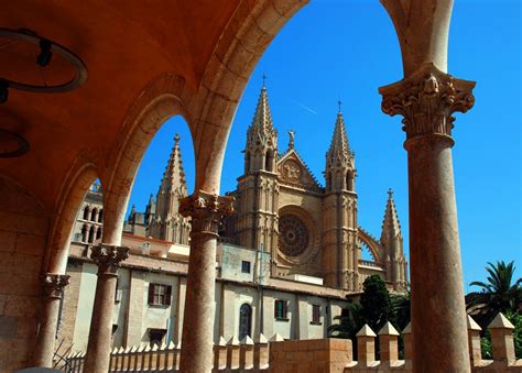 Free Cathedral, Palma de Mallorca Stock Photo - FreeImages.com