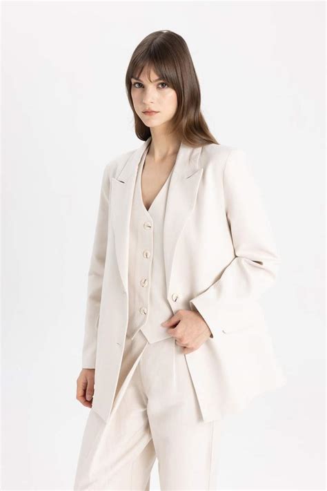 Ecru WOMAN Relax Fit Jacket Collar Blazer 3080629 DeFacto