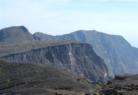 Gunung Di Nusa Tenggara Barat Menarik Untuk Destinasi Traveling