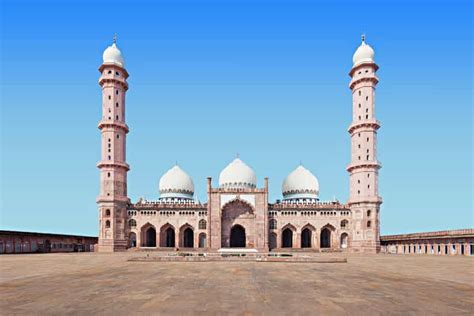 11 Famous Mosques in India, List of Famous Mosques in India - Treebo