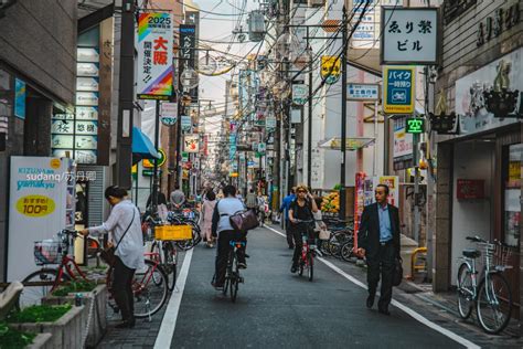 日本街头，那些不上锁的自行车：如果丢了，警察会快速找回苏丹卿新浪博客